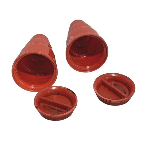 Vintage Red Plastic Salt & Pepper Shakers Set Atomic Age Rockets 1950's kitchen - Picture 4 of 6